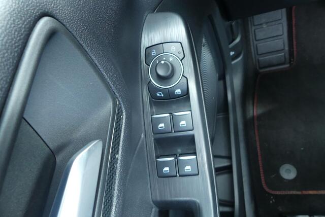 Ford KUGA 2.5 PHEV ST-Line X ADAPTIEVE CRUISE, CLIMA, NAVI, PANO, HUD, WINTER PACK, ELEKTRISCHE TREKHAAK, ELEKTRISCHE ACHTERKLEP, 15.845KM