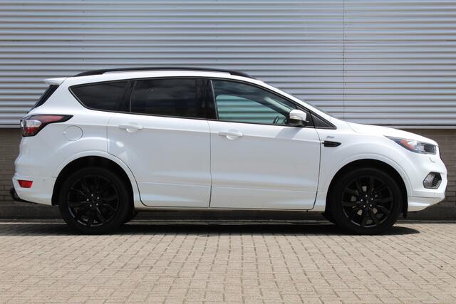 Ford KUGA 1.5 EcoBoost 150PK ST Line | Panoramadak | Trekhaak | Xenon | Winterpack