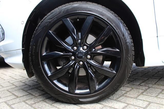 Ford KUGA 1.5 EcoBoost 150PK ST Line | Panoramadak | Trekhaak | Xenon | Winterpack