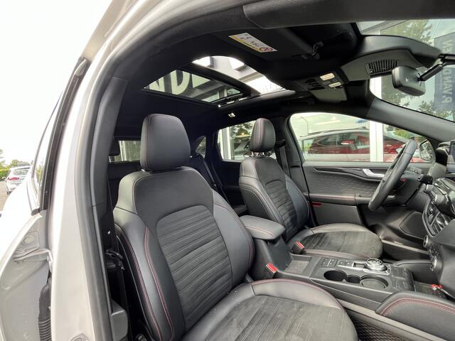 Ford KUGA 2.5 PHEV ST-Line X 225pk/165kW e-CVT Automaat | Panodak | Elektr. trekhaak | Driver Assistance Pack | Winter Pack | Technology Pack | Design Pack X | etc. etc.