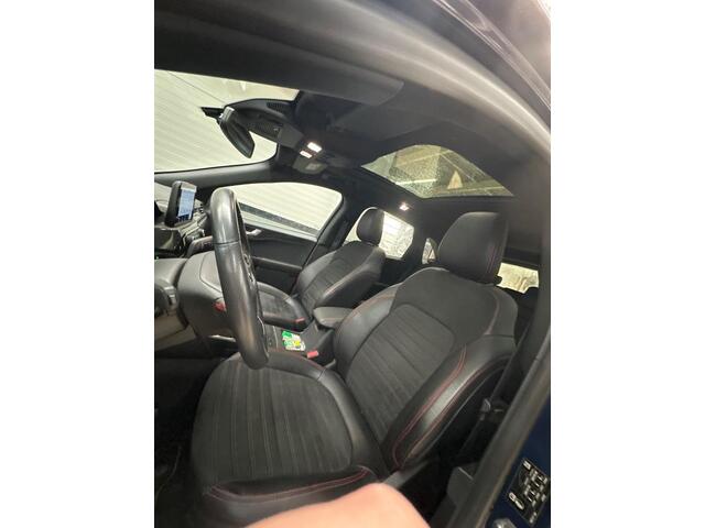 Ford KUGA 2.5 PHEV ST-Line X | trekhaak | panoramadak | elektrische achterklep | adaprive cruise control | dodehoeksensoren | camera | head up display | adaptive LED