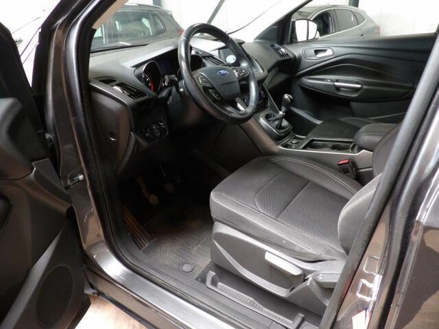 Ford KUGA 1.5 T - navigatie - ecc - trekhaak - nette staat!