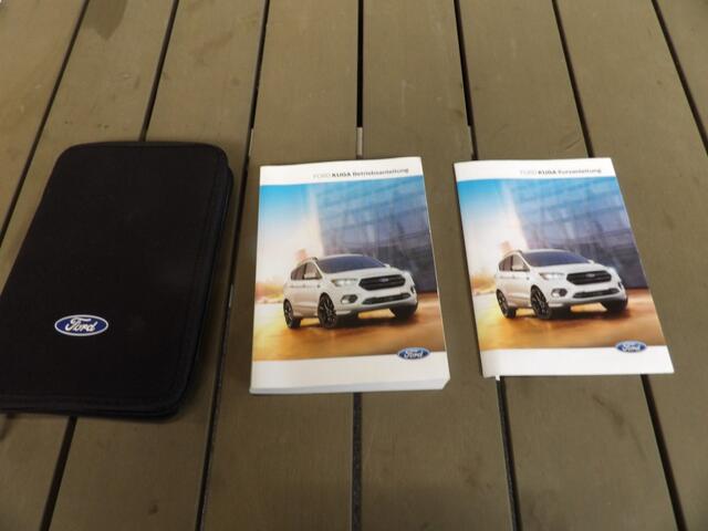Ford KUGA 1.5 T - navigatie - ecc - trekhaak - nette staat!