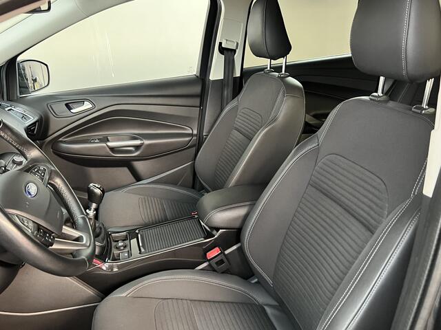 Ford KUGA 1.5 EcoBoost ST Line Climate &Cruise Control / Navi / Trekhaak / Stoelverw.