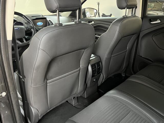 Ford KUGA 1.5 EcoBoost ST Line Climate &Cruise Control / Navi / Trekhaak / Stoelverw.