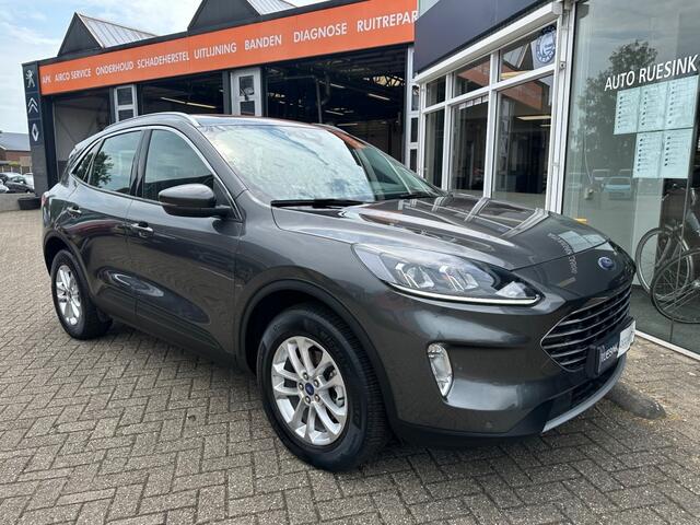 Ford KUGA 2.5 PHEV TITANIUM