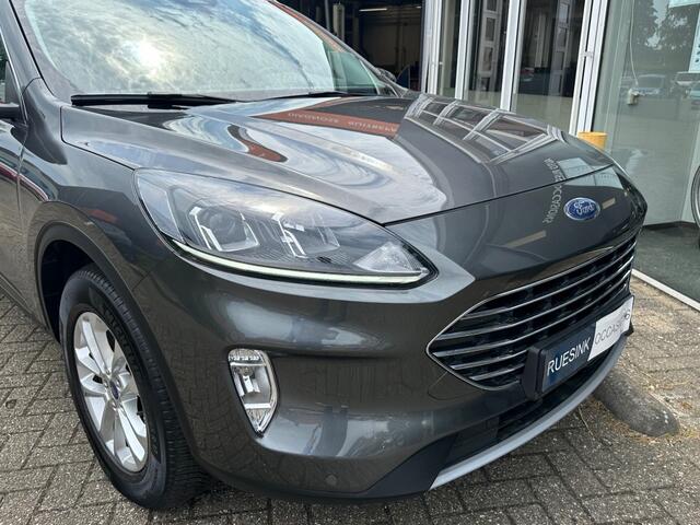 Ford KUGA 2.5 PHEV TITANIUM
