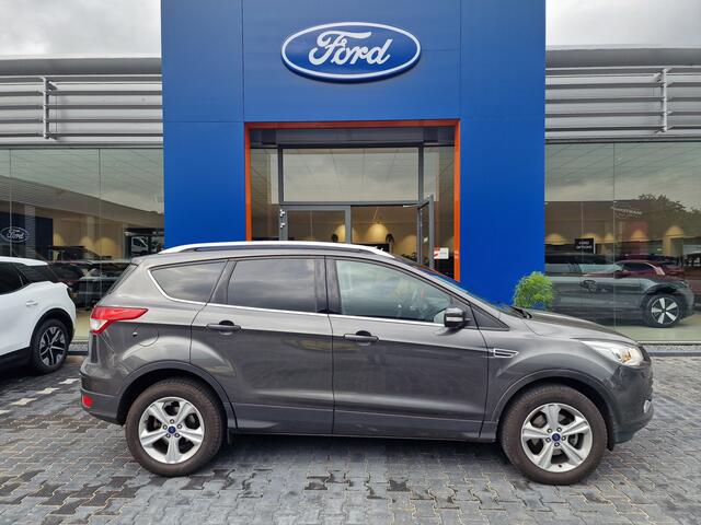 Ford KUGA 1.5 Trend | Trekhaak | Parkeersensoren | Navigatiesysteem |