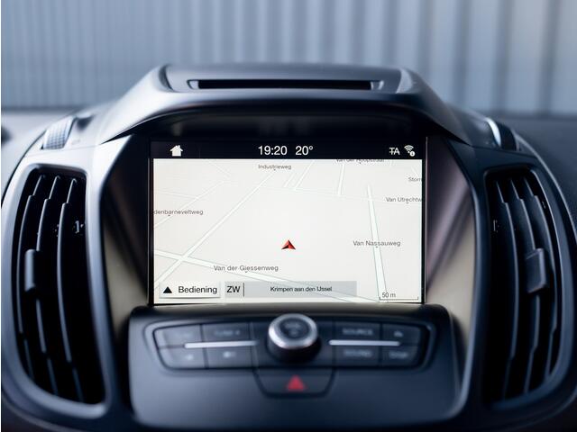 Ford KUGA 1.5 EcoBoost Titanium | Keyless | Apple Carplay | Set Zomer & Winterbanden | Prijs Rijklaar!!