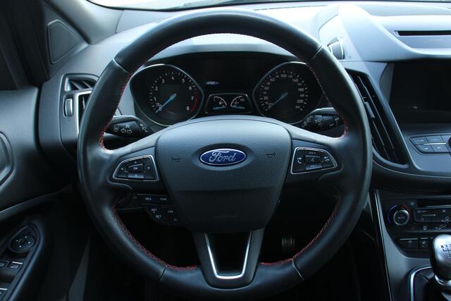 Ford KUGA 1.5 EcoBoost ST Line 47DKM, STUUR, STOEL, VOORRUITVERWARMING
