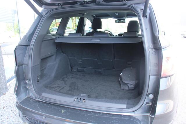 Ford KUGA 1.5 EcoBoost ST Line 47DKM, STUUR, STOEL, VOORRUITVERWARMING