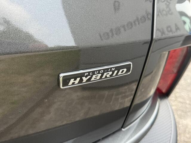 Ford KUGA 2.5 PHEV Titanium 243pk | Driver Assistance Pack | Winterpack | Wegklapbare Trekhaak | All Weatherbanden | Reserveband