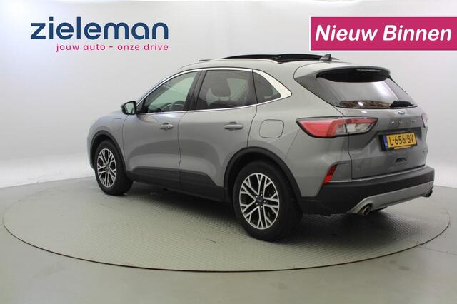 Ford KUGA 2.5 PHEV Titanium - Panorama, Carplay, Clima