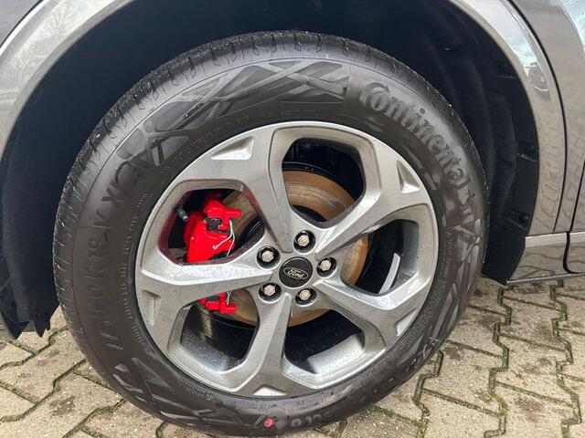 Ford KUGA 2.5 PHEV ST-Line X AGR Stoelen |Winter Pack| ¤ 5200,- Ford Voordeel + Gratis Laadpaal |