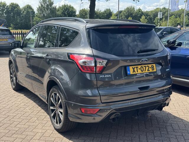 Ford KUGA 1.5 EcoBoost ST Line / Trekhaak / Camera / Leder&Alcantara / Keyless / 18'' / Navigatie / Getint glas / Xenon / Cruise Control