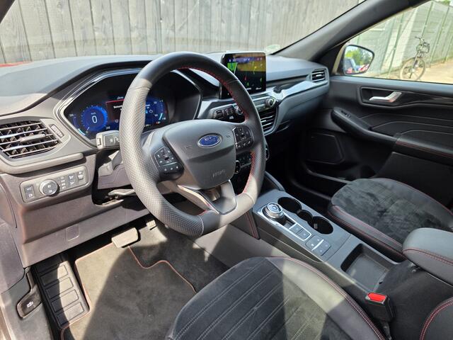 Ford KUGA 2.5 PHEV ST-Line X