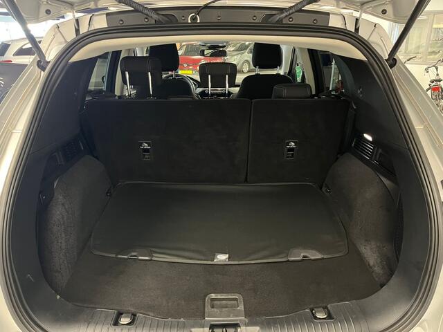 Ford KUGA 2.5 PHEV Titanium /ZEER LUXE/