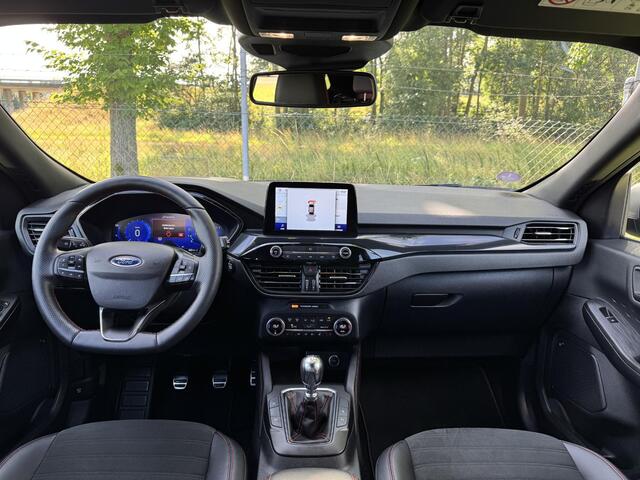 Ford KUGA 1.5 EB 150PK ST-Line X | WINTERPACK | BLIS | TREKHAAK |
