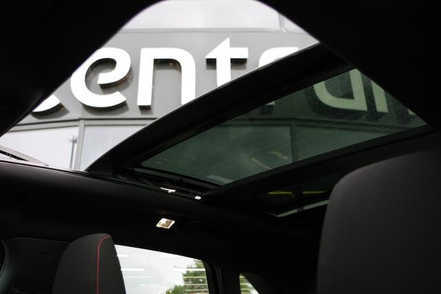 Ford KUGA 2.5 PHEV ST-Line 225 PK, Panoramadak, Climate Control, Camera, Cruise Control