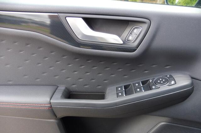 Ford KUGA 1.5 150pk ST-Line X Winter Pack, Trekhaak, HUD, 18i lmv
