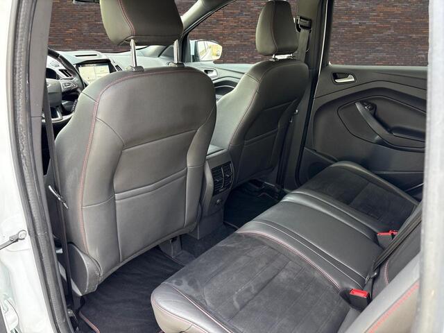 Ford KUGA 1.5 150PK ST Line PANODAK LEDER LMV NAVIGATIE