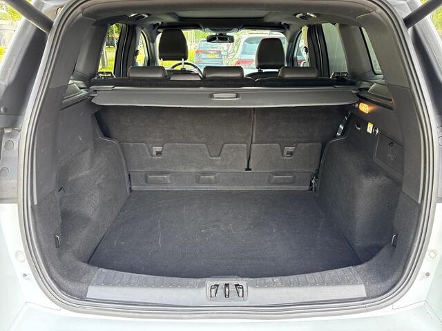Ford KUGA 1.5 150PK ST Line PANODAK LEDER LMV NAVIGATIE