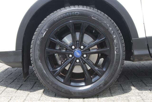 Ford KUGA 1.5 EcoBoost Titanium Navigatie/Parkeersensoren/Climate control/Voorruitverwarming/Cruise control/Keyless/Android auto/Bluetooth/17'' Lichtmetalen velgen.