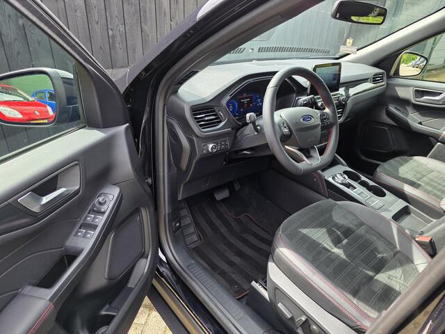Ford KUGA 2.5 PHEV ST-Line X