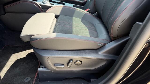 Ford KUGA 2.5 PHEV ST-LINE X 243pk / BLACK PACK / FULL OPTIONS