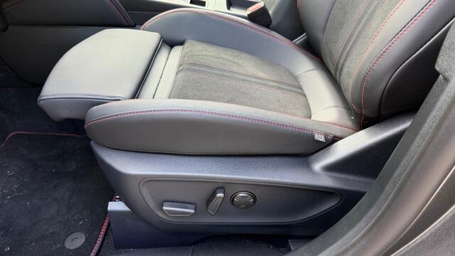 Ford KUGA 2.5 PHEV ST-LINE X 243pk / BLACK PACK / FULL OPTIONS