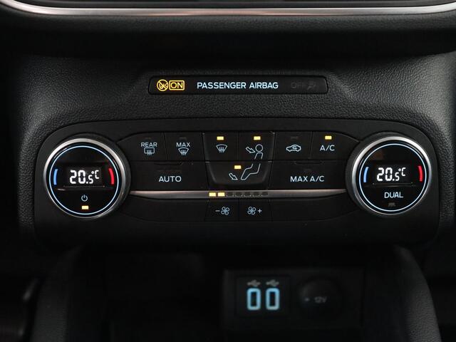 Ford KUGA 2.5 PHEV Titanium | Trekhaak | Camera | Carplay | Navigatie | Climate control | Cruise control | Bluetooth | Keyless | Digital Cockpit