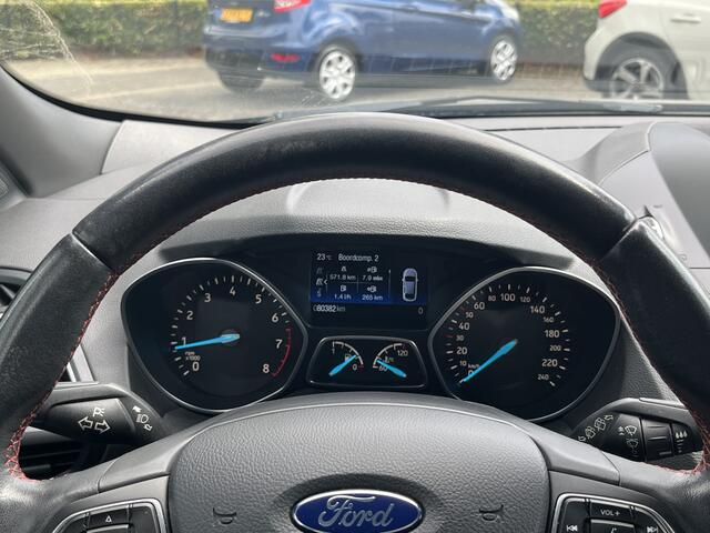 Ford KUGA 1.5 EcoBoost ST Line