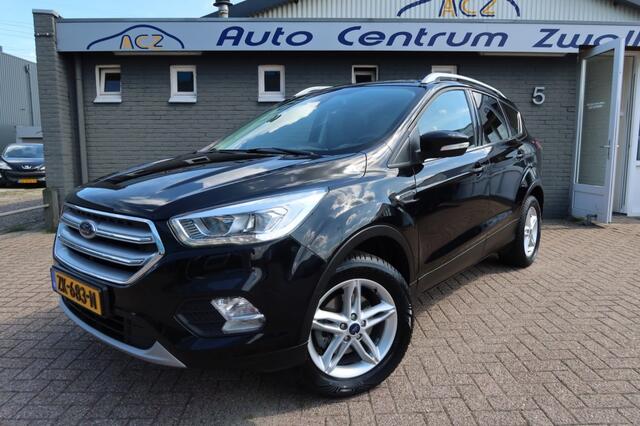 Ford KUGA 1.5 ECOBOOST TITANIUM, NAVI , TREKHAAK ENZ...