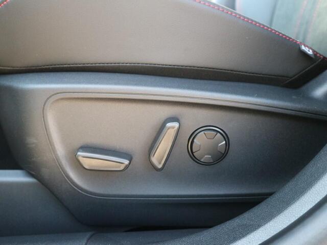 Ford KUGA 2.5 PHEV ST-Line X * WINTERPAKKET * ELEKTRISCHE TREKHAAK *