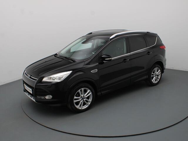 Ford KUGA 150pk Titanium Styling Pack Camera | Cruise | Navi | Parkeersens. v+a | Stoel-/voorruitverw. | Trekhaak