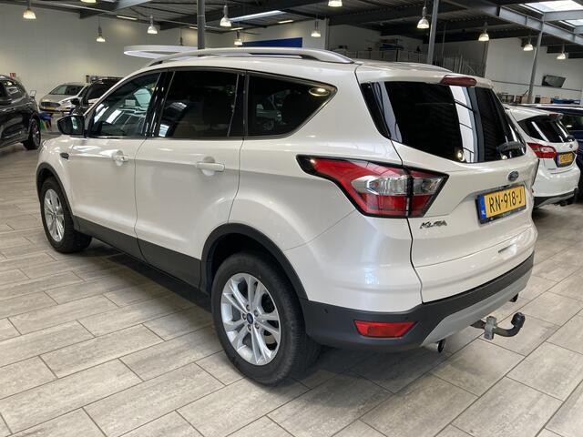 Ford KUGA 1.5 EcoBoost 150pk Titanium | Trekhaak | Camera | Keyless | Voorruitverwarming | Cruise | Park. Sens. V+A |