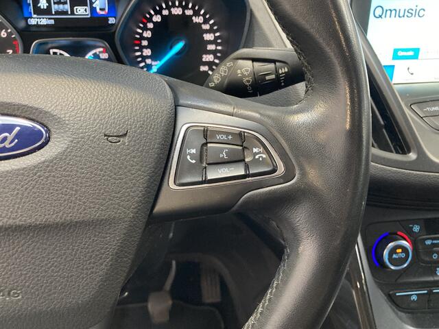 Ford KUGA 1.5 EcoBoost 150pk Titanium | Trekhaak | Camera | Keyless | Voorruitverwarming | Cruise | Park. Sens. V+A |