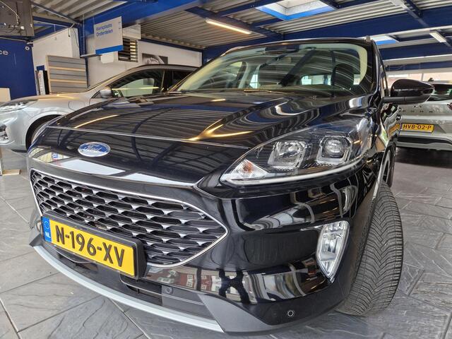 Ford KUGA 1.5 EcoBoost Titanium Trekhaak 4-seizoenenbanden!!!