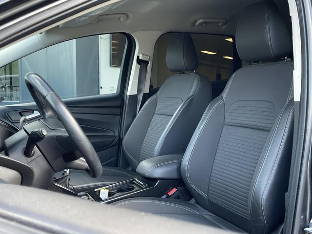 Ford KUGA 1.5 EcoBoost Titanium - 1.800 KG Trekken -