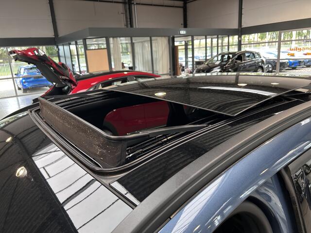 Ford KUGA 2.5 PHEV 225pk ST-Line X | Trekhaak | Pano | Winterpack | Adapt. Cruise | Camera's |