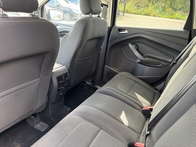 Ford KUGA 1.5 Turbo Titanium Navigatie / Trekhaak / Camera