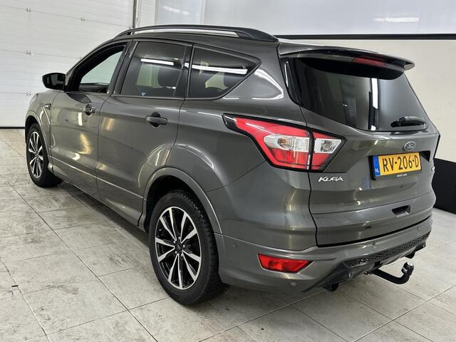 Ford KUGA 1.5 EcoBoost 150pk ST Line Navi Leder Trekhaak Parking pack Voorruitverwarming Privacy Glass