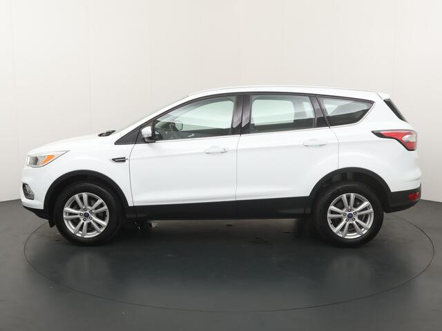 Ford KUGA 1.5 EcoBoost 120 pk Trend Ultimate | Trekhaak | Navi | Clima | Cruise | 4 seiz. banden | PDC V+A