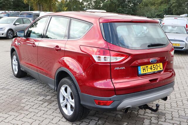 Ford KUGA 1.5 Trend Edition Navigatie, Cruise control, Climate control, Elektrische ramen, Trekhaak