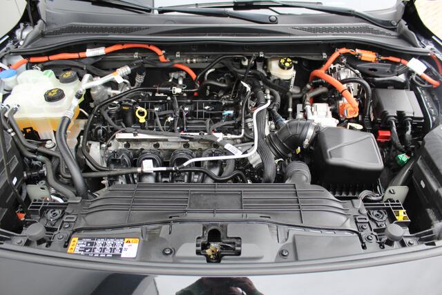 Ford KUGA 2.5-225 pk PHEV Titanium X. Hybride rijden voor een reële prijs ! Stoel-, stuur- en voorraamverw., navigatie, telefoonvoorb., B&O soundsyst., side- en lane assist, adaptieve cruise cntrl, elektr. achterklep, elektr. verstelb., best. stoel, lm wielen, keyl