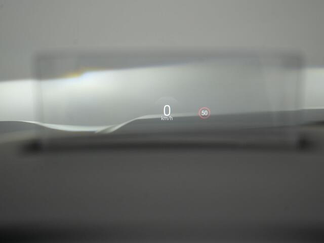 Ford KUGA 1.5 EcoBoost ST-Line X 150pk Dealer O.H | Trekhaak Af Fabriek | Panodak | Head Up | Adaptive Cruise | Bang & Olufsen Sound | Alcantara Sportstoelen Verwarmd | Camera | Stuur Verwarmd | Keyless | Navigatie | Blis | Virtual | DAB |