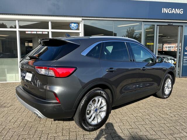 Ford KUGA 2.5 PHEV TITANIUM