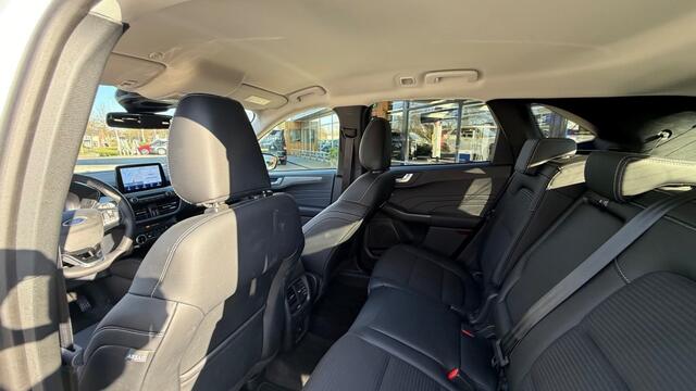 Ford KUGA 2.5 PHEV TITANIUM X / Trekhaak + Winter pack