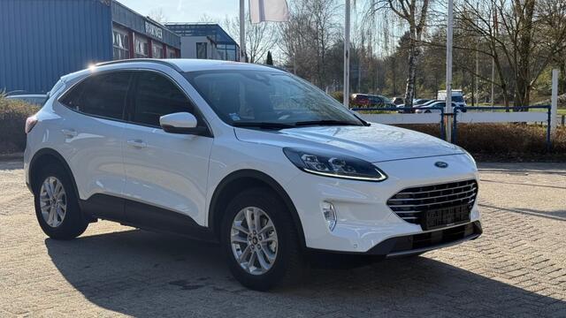 Ford KUGA 2.5 PHEV TITANIUM X / Trekhaak + Winter pack