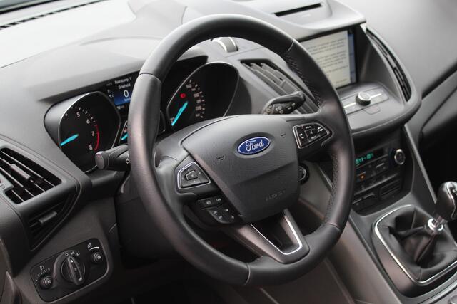 Ford KUGA 1.5 120 pk EcoBoost Trend Ultimate 1800kg Trekgewicht, Trekhaak, Lm velgen, Navigatie